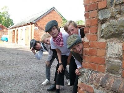 Coldharbour Mill Working Wool Museum - Learning with a Difference!